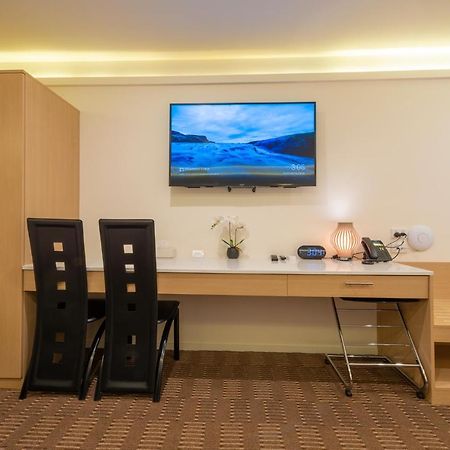 V Motel Christchurch Bagian luar foto