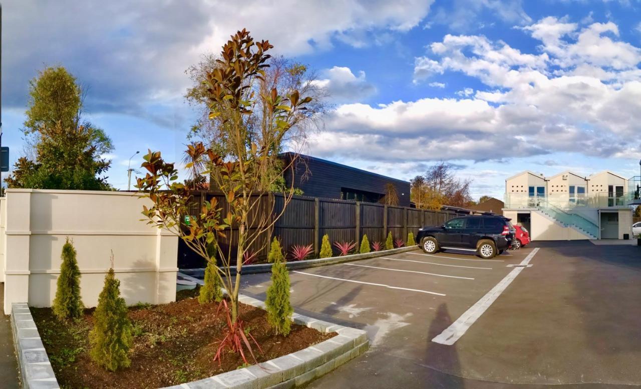 V Motel Christchurch Bagian luar foto