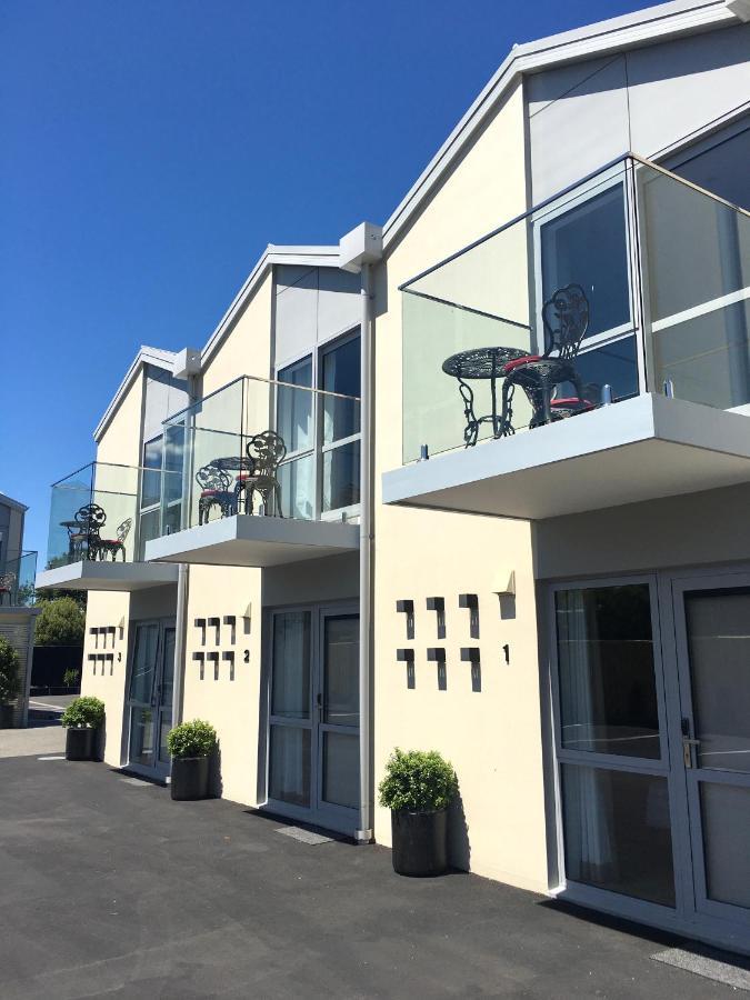 V Motel Christchurch Bagian luar foto